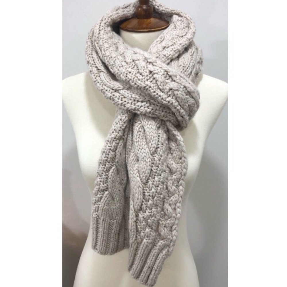 Cable Knit Scarf
